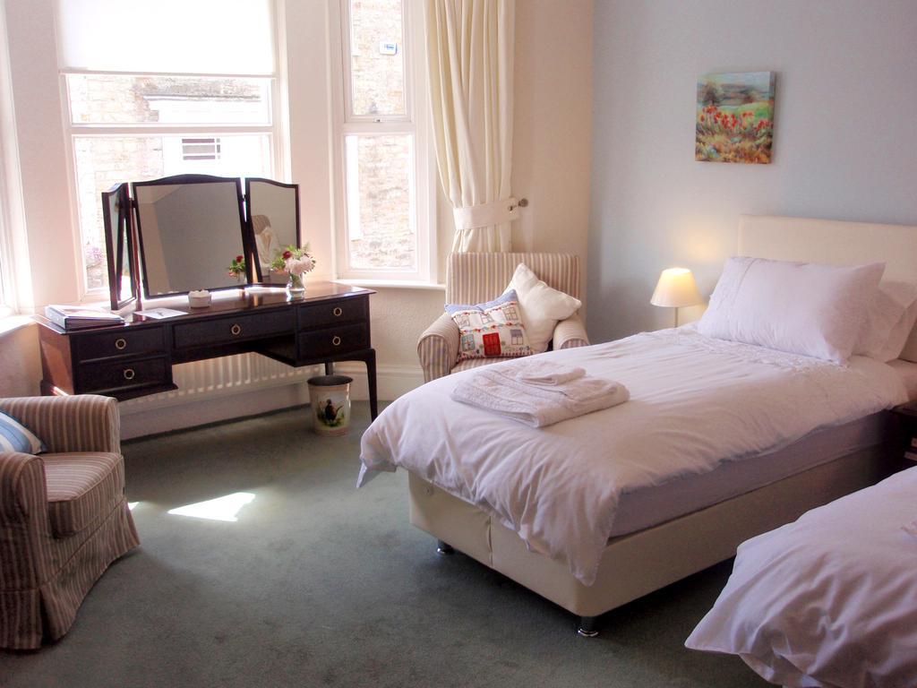 Bed and Breakfast Weston House Bampton  Pokój zdjęcie
