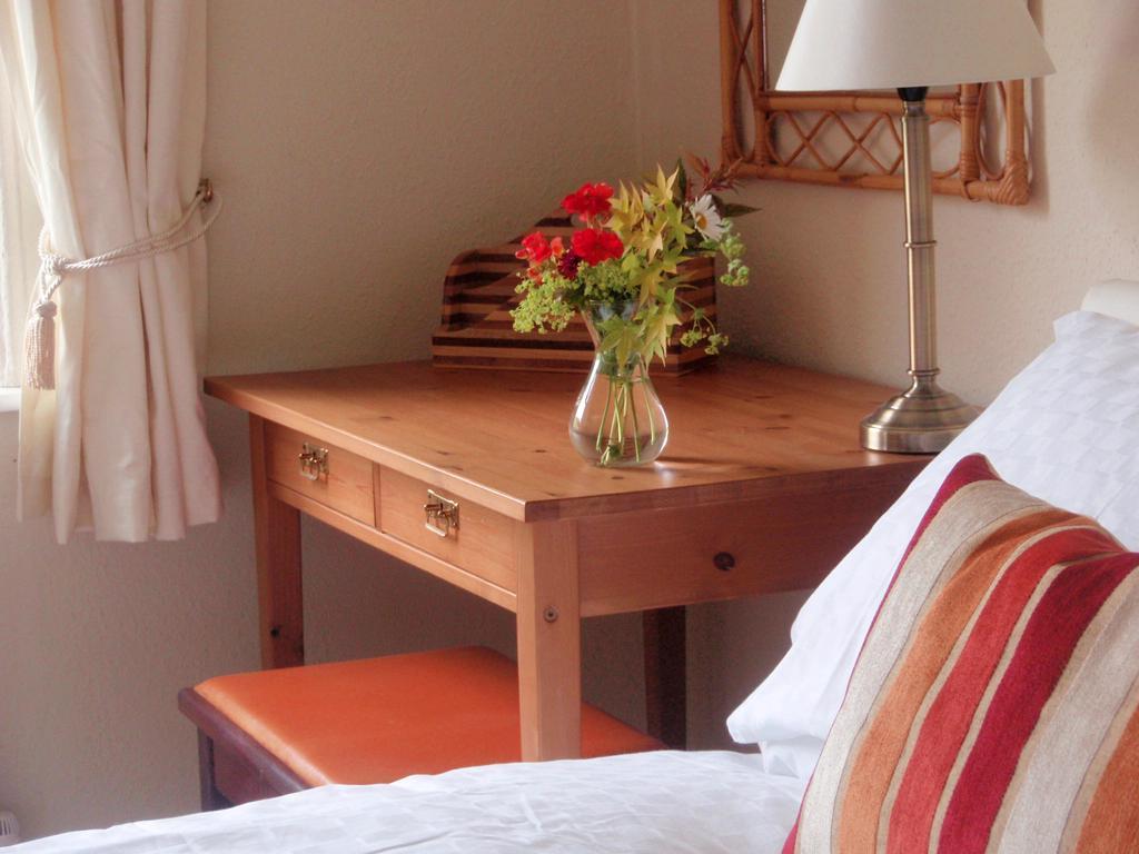 Bed and Breakfast Weston House Bampton  Pokój zdjęcie